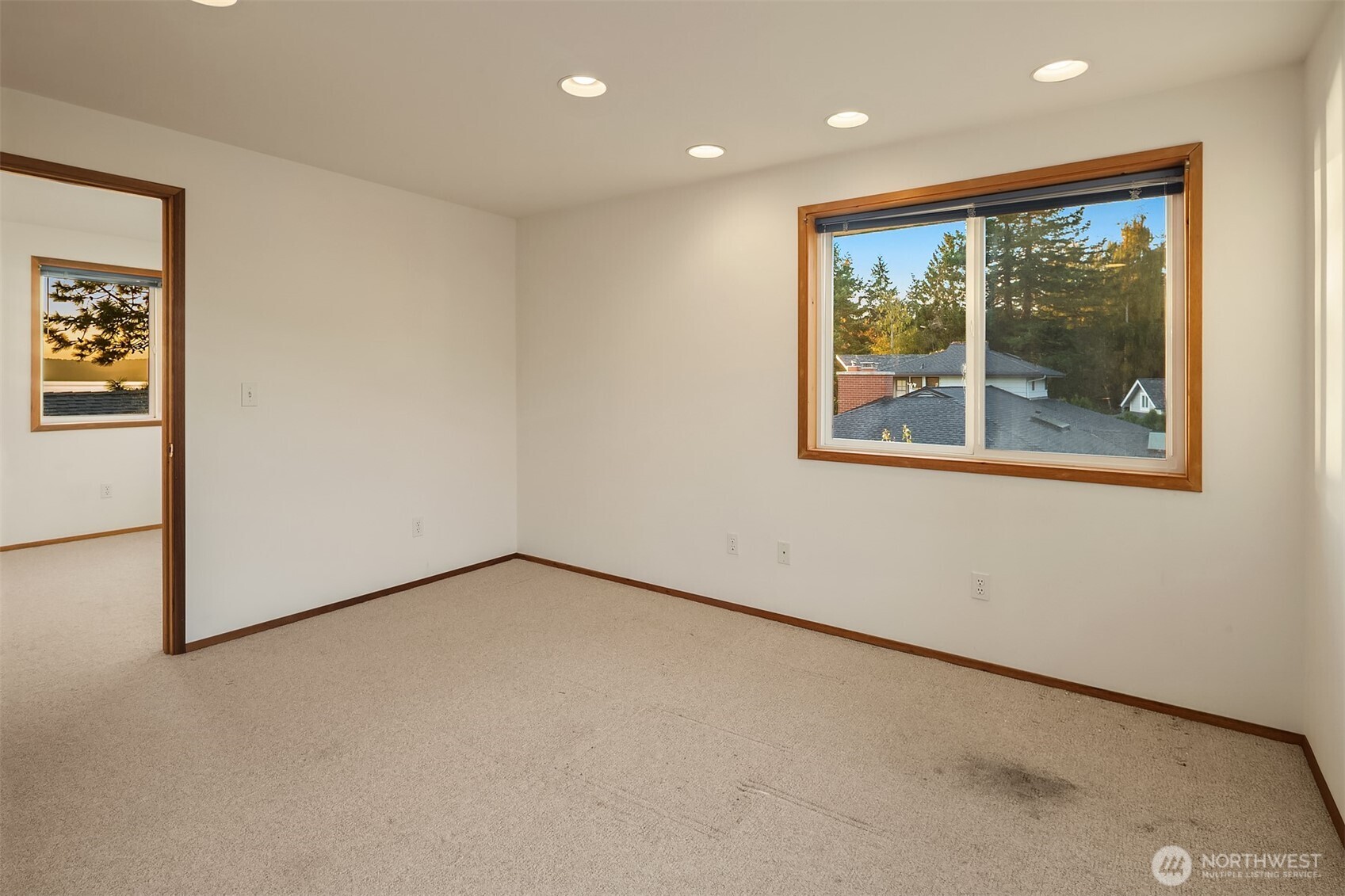 1156 S West Camano Drive , Camano Island, WA 98282