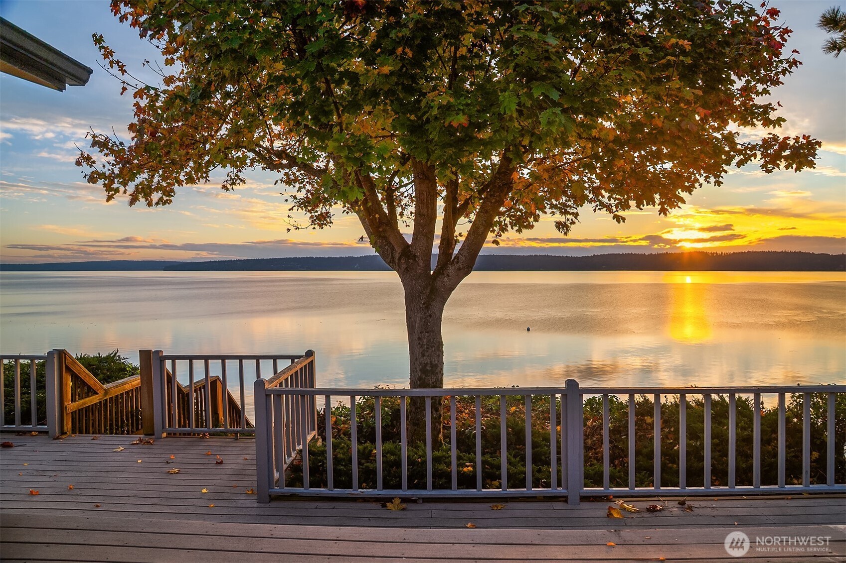 1156 S West Camano Drive , Camano Island, WA 98282