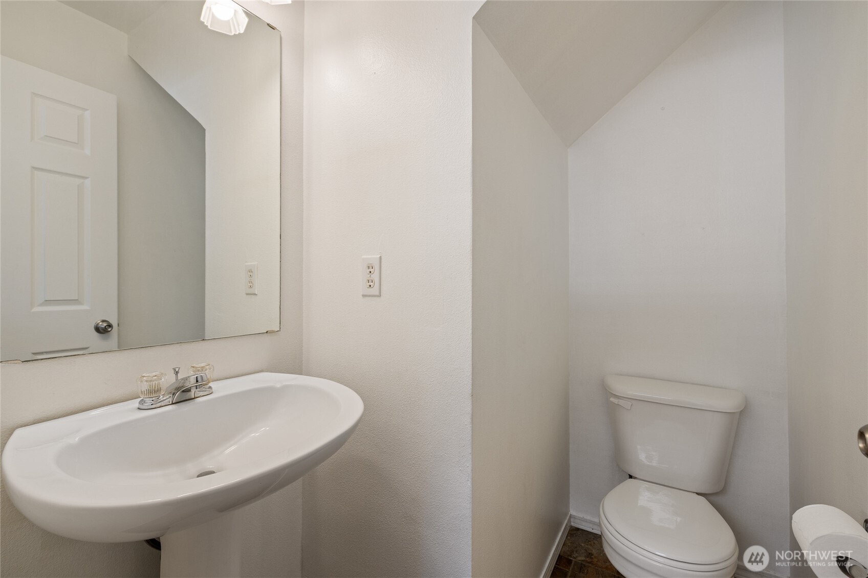 1214 S Cheyenne Court , Tacoma, WA 98405