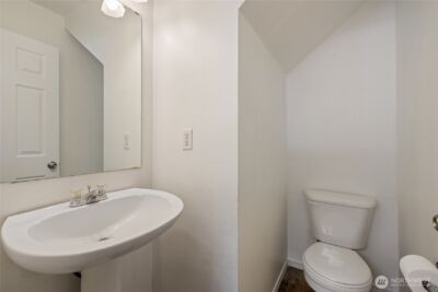 1214 S Cheyenne Court , Tacoma, WA 98405 - Photo 9