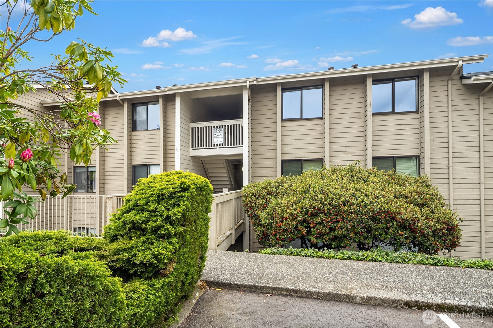 1319 S Puget Drive #D34, Renton, WA 98055-8812