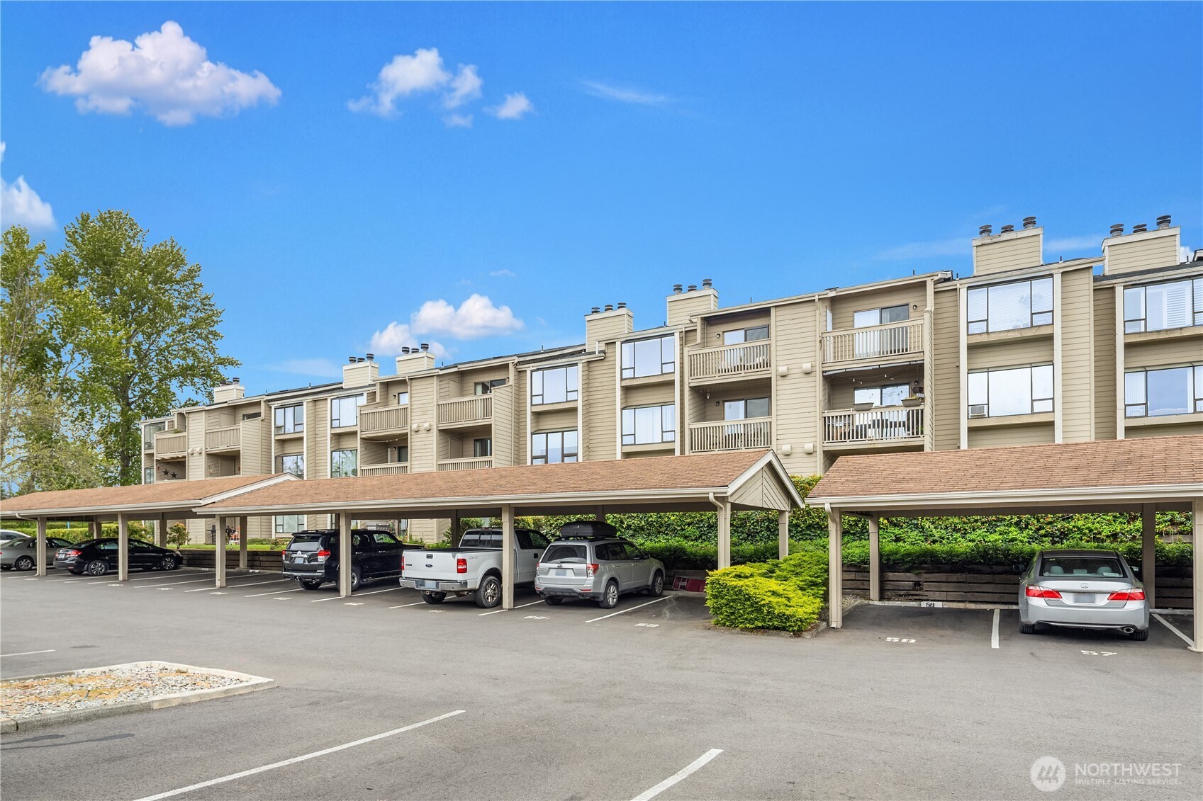 1319 S Puget Drive #D34, Renton, WA 98055-8812