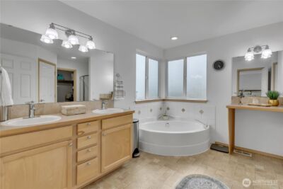 22904 SE 269th Street , Maple Valley, WA 98038 - Photo 21