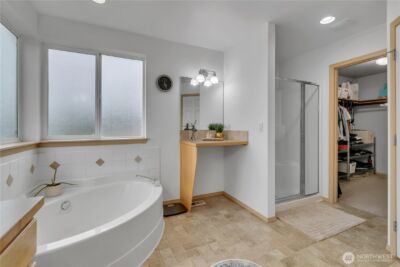22904 SE 269th Street , Maple Valley, WA 98038 - Photo 22