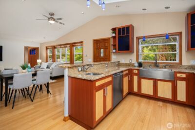 12322 NE 134th Street , Kirkland, WA 98034 - Photo 24