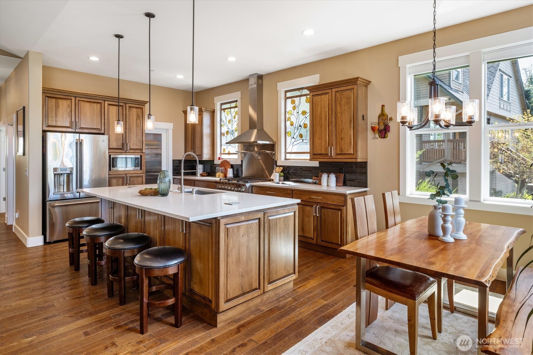 17722 E Lake Desire Drive SE, Renton, WA 98058