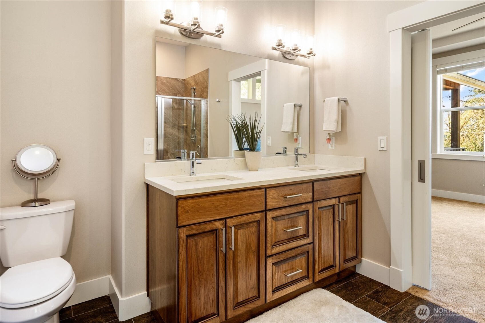 17722 E Lake Desire Drive SE, Renton, WA 98058
