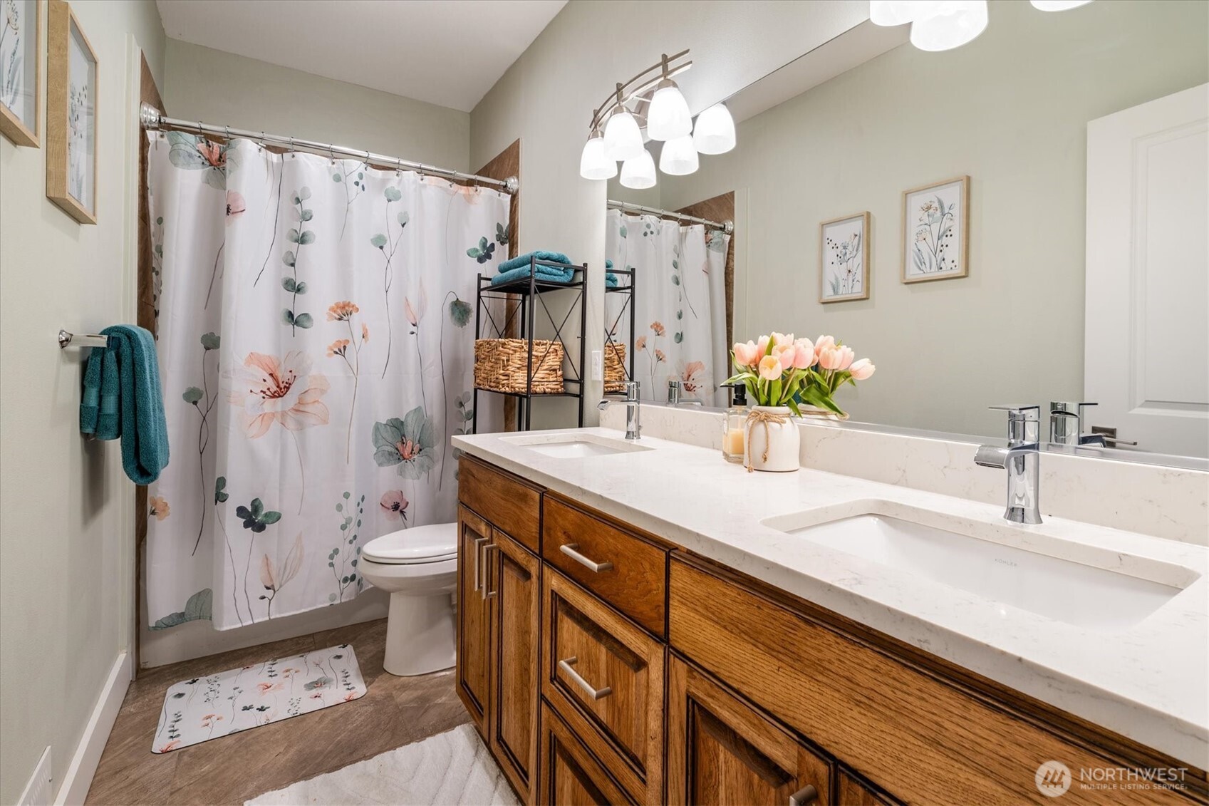 17722 E Lake Desire Drive SE, Renton, WA 98058