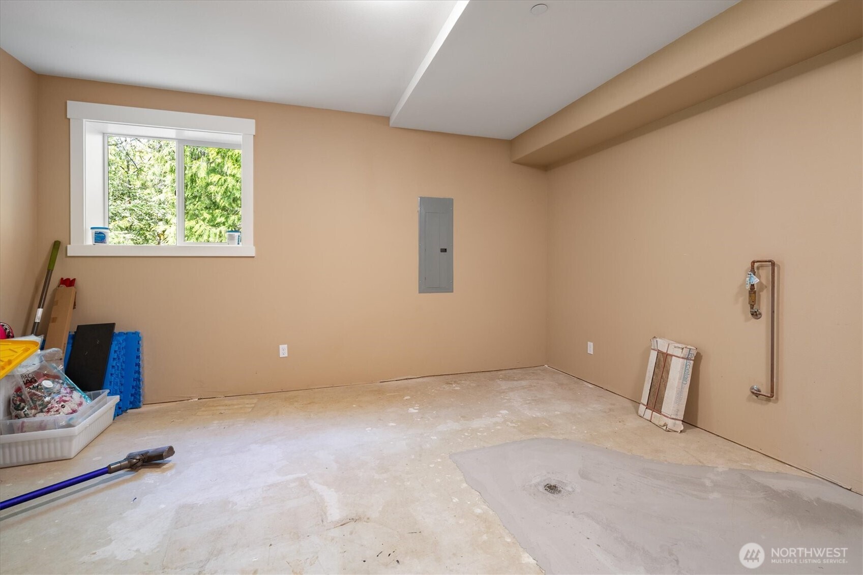 17722 E Lake Desire Drive SE, Renton, WA 98058