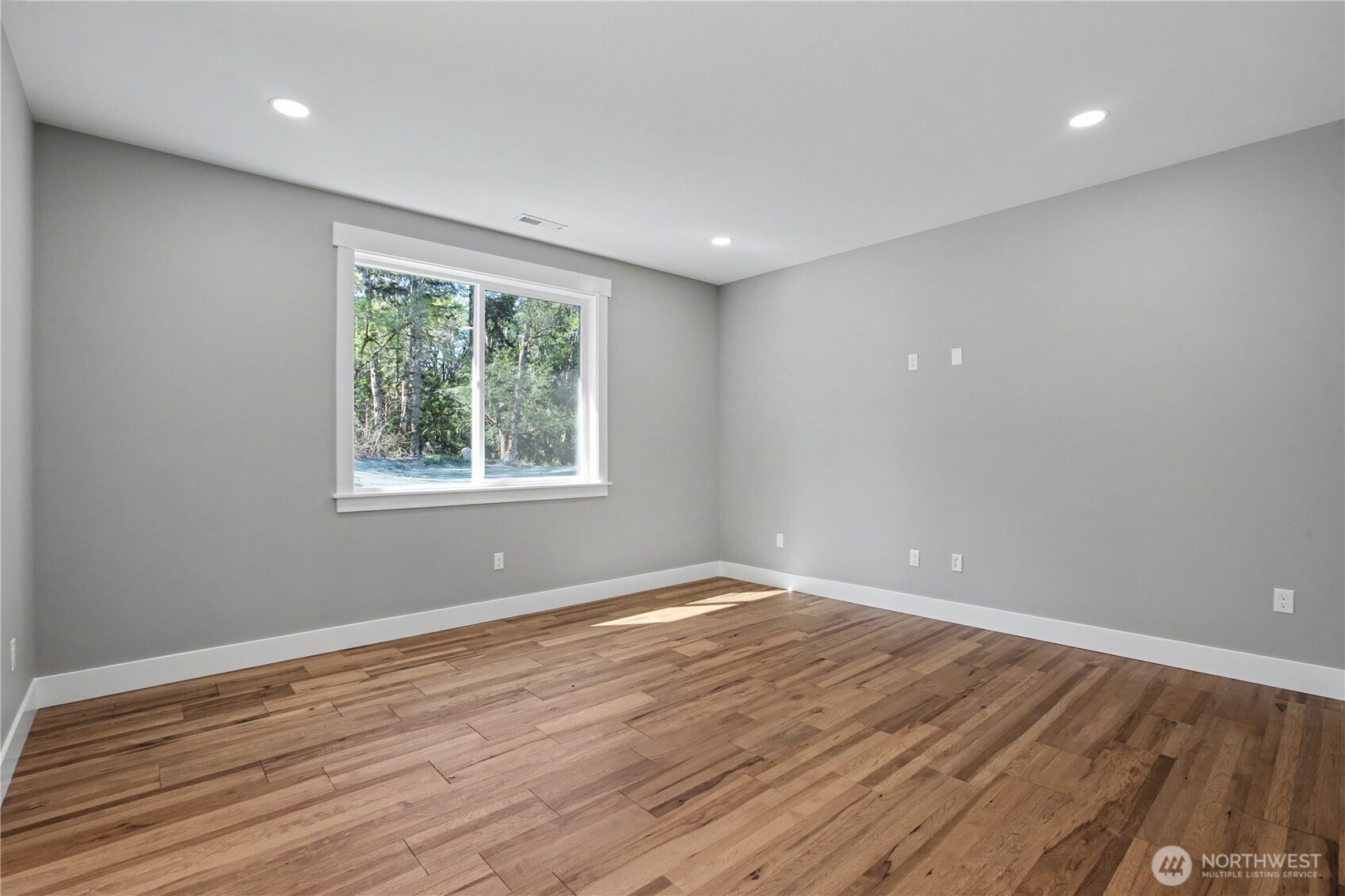 8805 Steamboat Island Road NW, Olympia, WA 98502