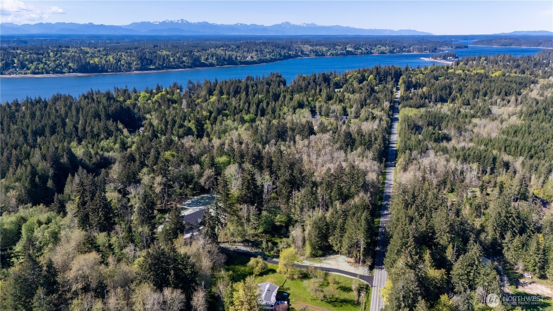 8805 Steamboat Island Road NW, Olympia, WA 98502