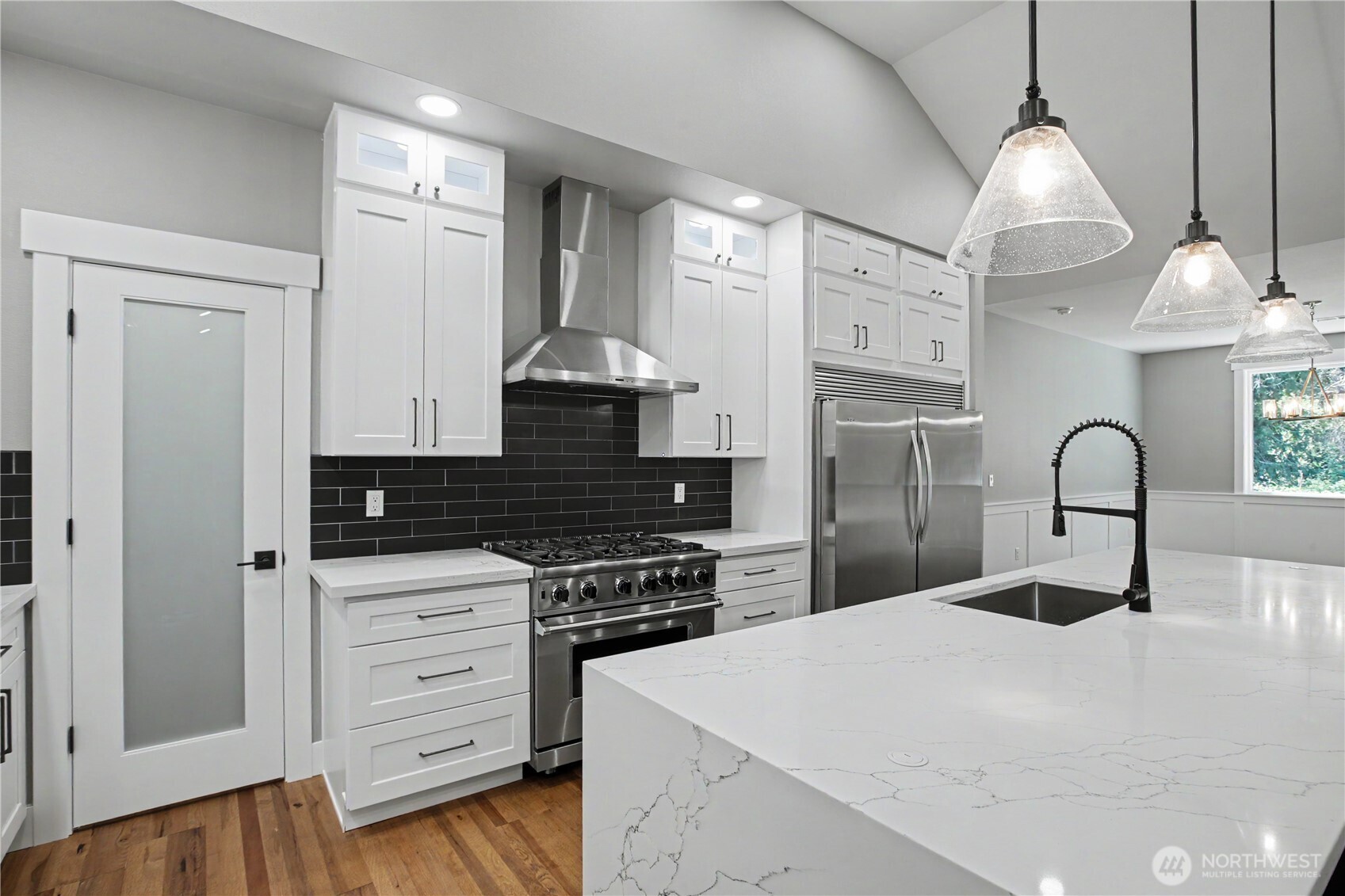 8805 Steamboat Island Road NW, Olympia, WA 98502