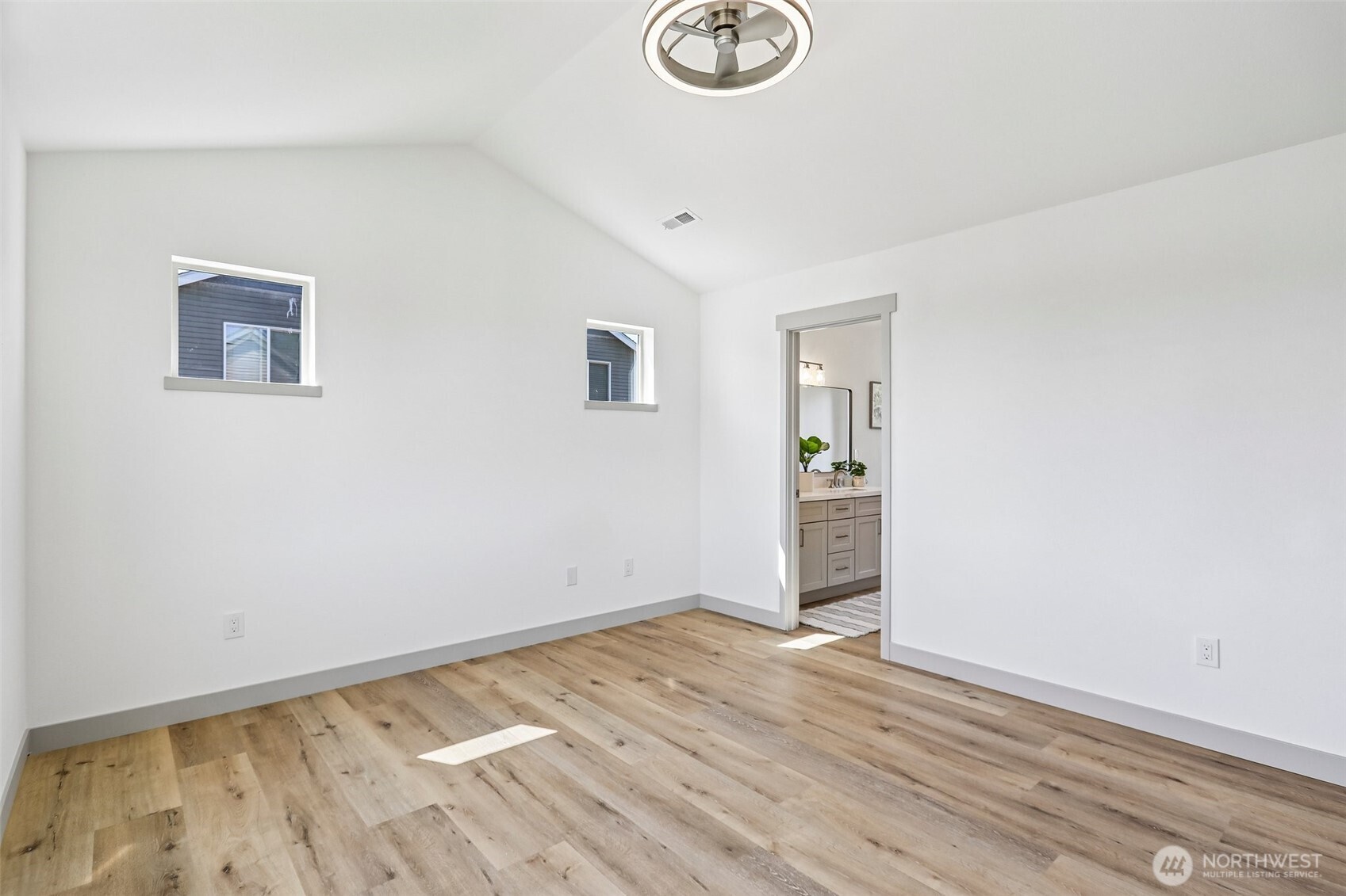 4051 E J St , Tacoma, WA 98404