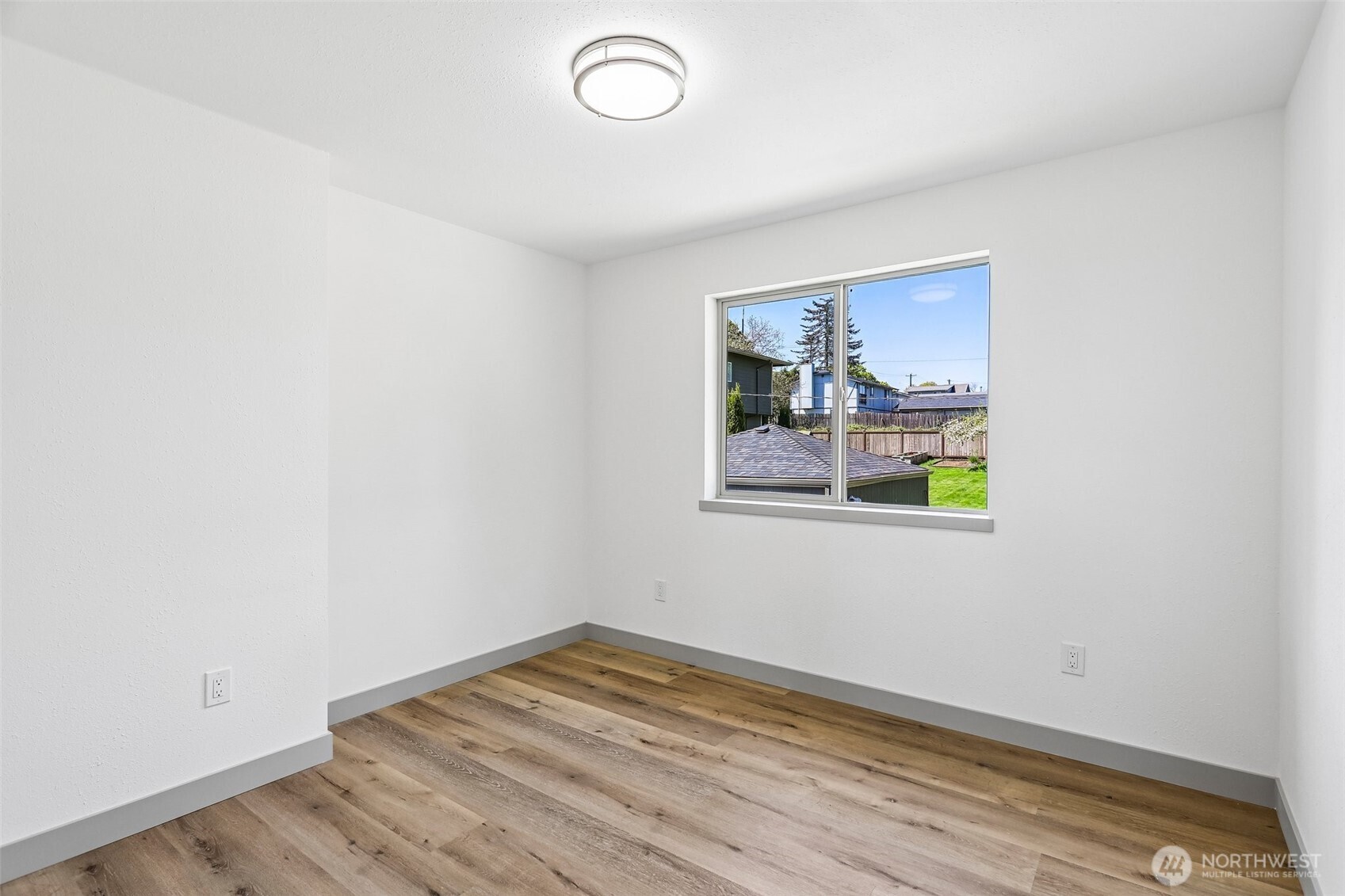 4051 E J St , Tacoma, WA 98404