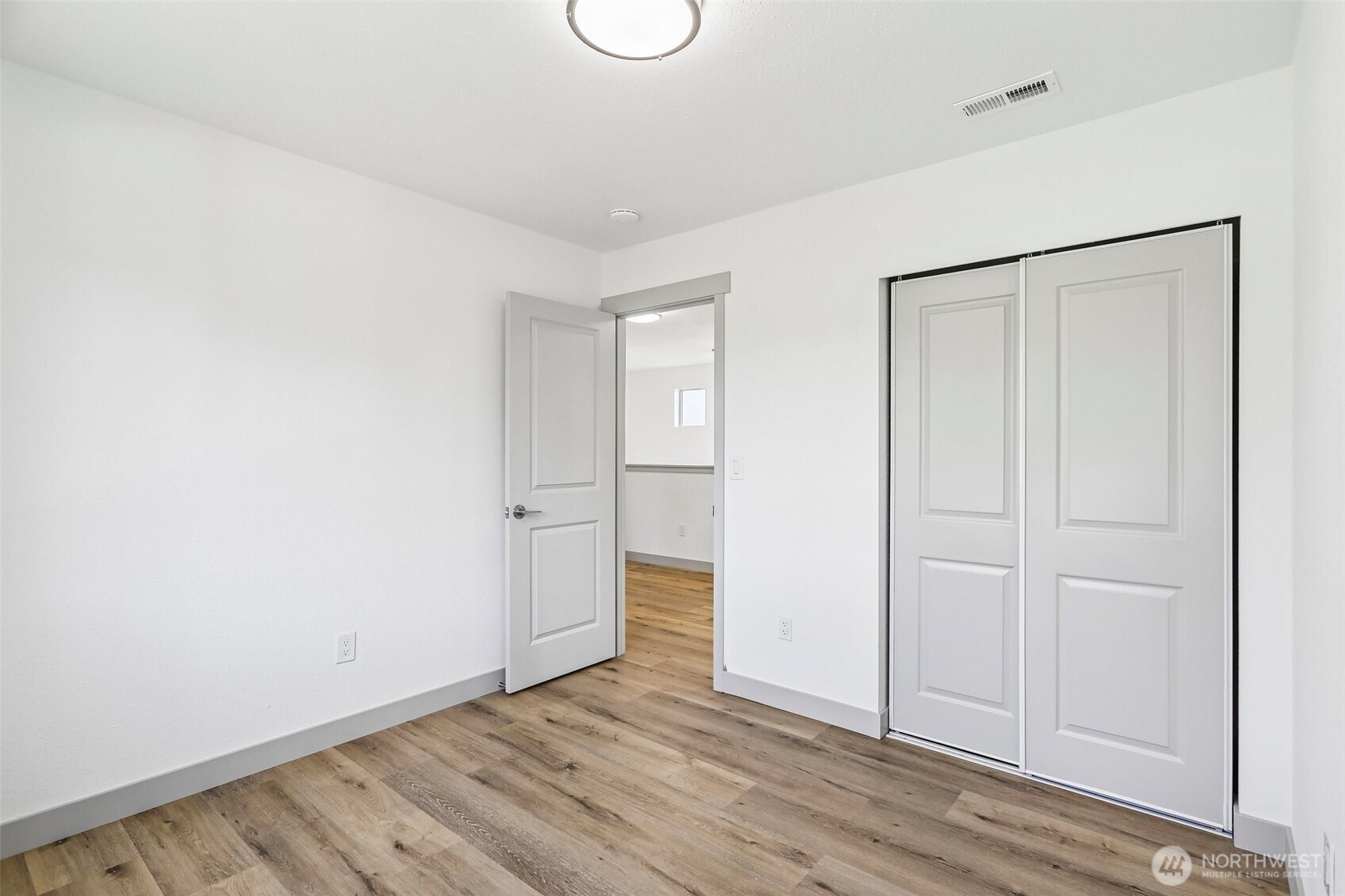 4051 E J St , Tacoma, WA 98404