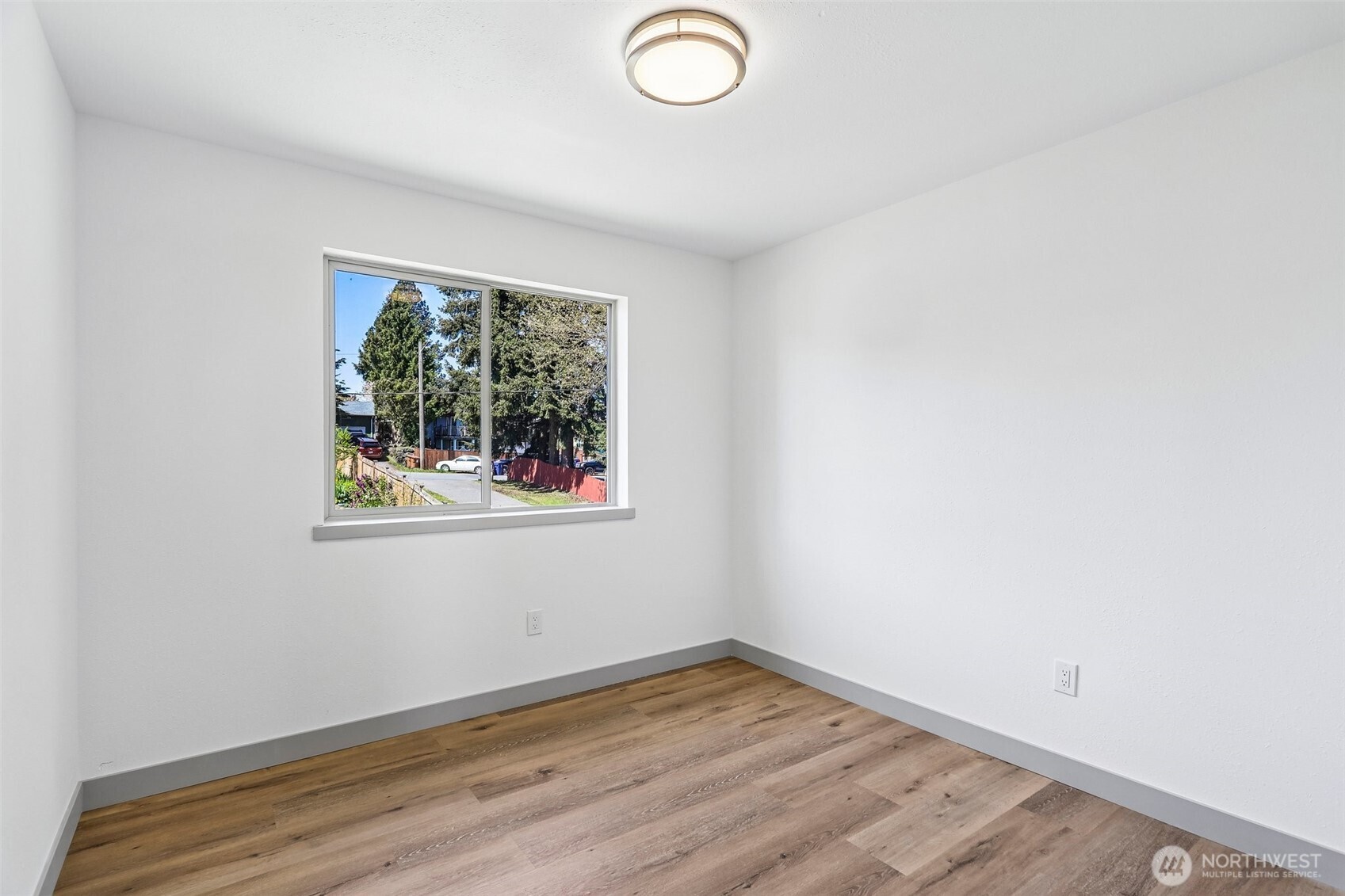 4051 E J St , Tacoma, WA 98404