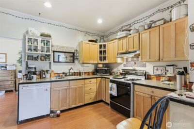 1301 Oxford Avenue , Centralia, WA 98531 - Photo 12