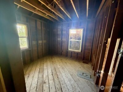 1110 N Rainier Avenue , Bremerton, WA 98312 - Photo 7