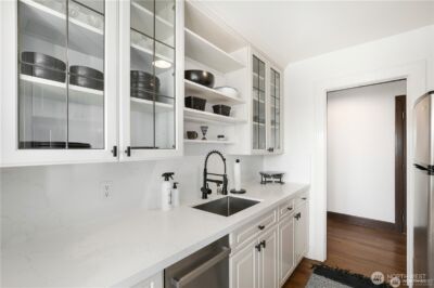 301 N Tacoma Avenue #403, Tacoma, WA 98403 - Photo 9