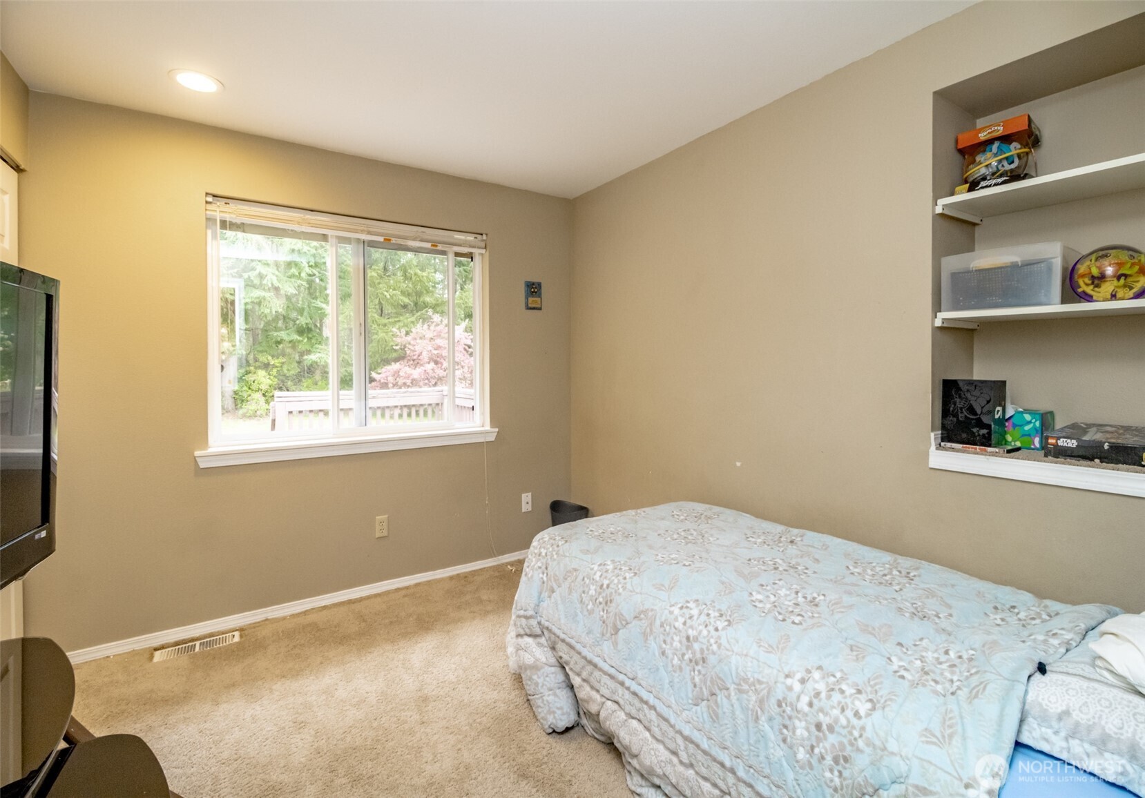 6480 Crossing Place SW, Port Orchard, WA 98367