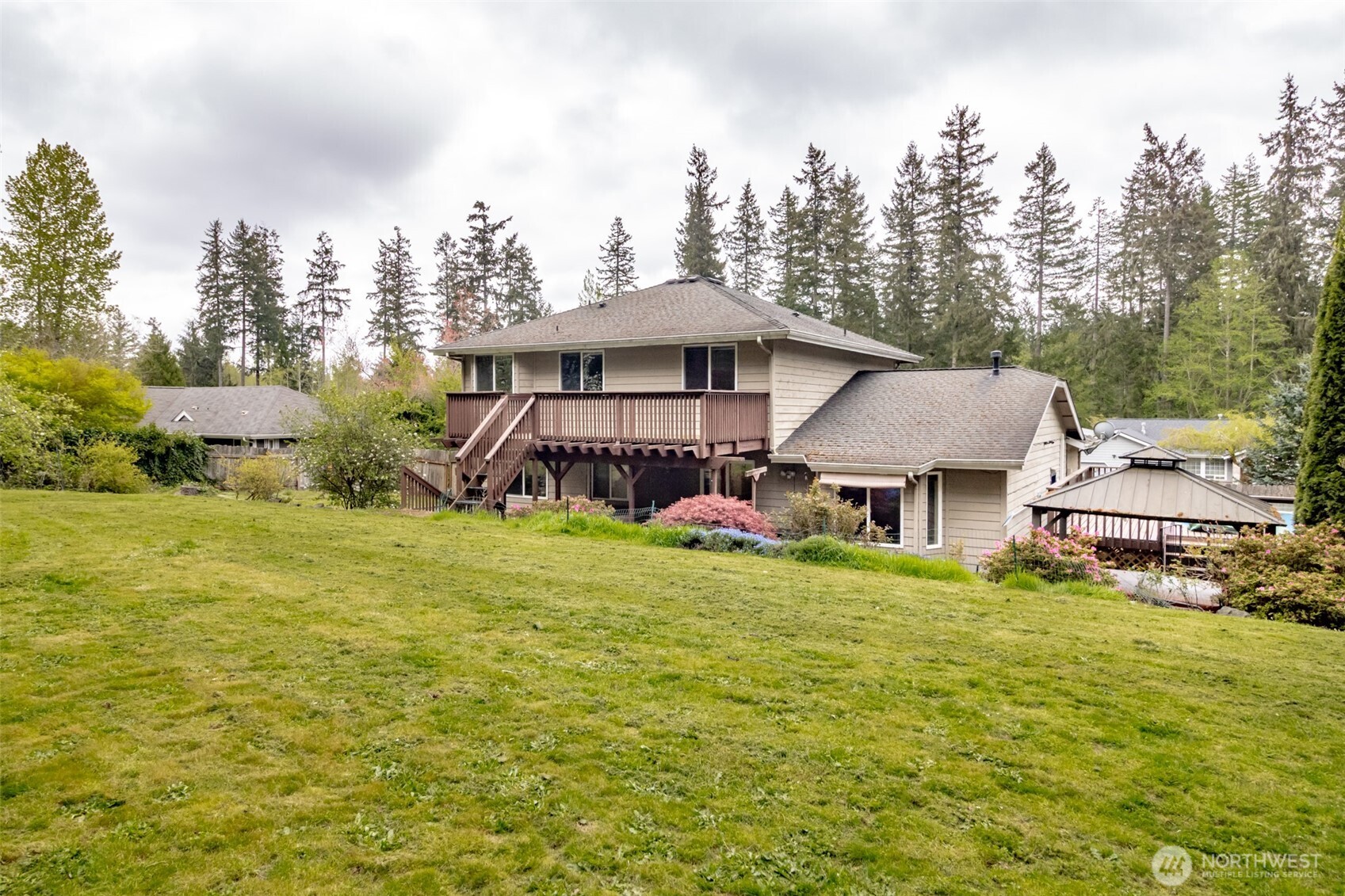 6480 Crossing Place SW, Port Orchard, WA 98367