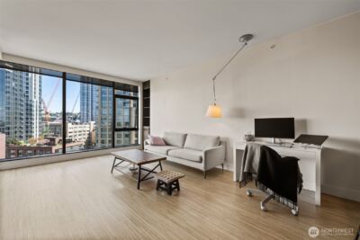 820 Blanchard Street #1103, Seattle, WA 98121 - Photo 2