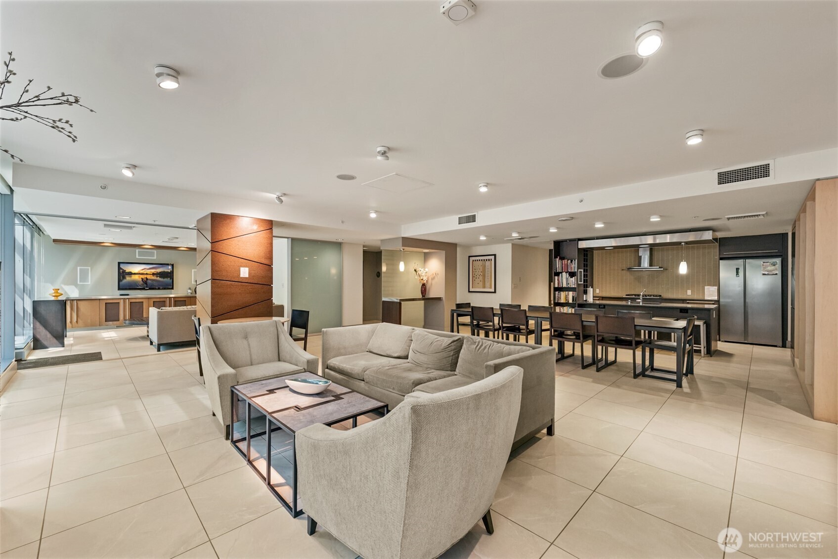 820 Blanchard Street #1103, Seattle, WA 98121
