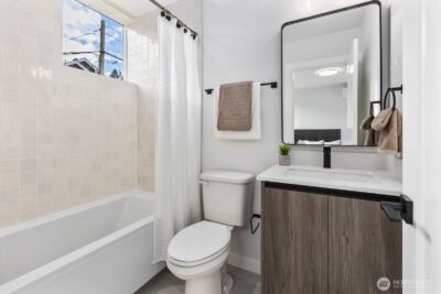 3110 Queen Anne Avenue N, Seattle, WA 98109 - Photo 4
