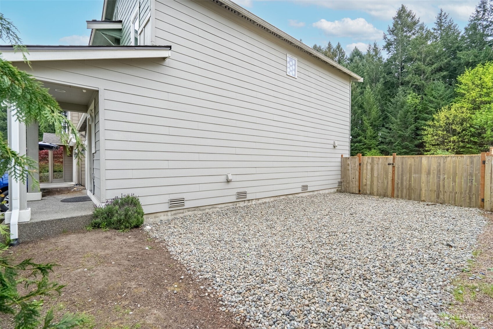 7637 Brianna Court SE, Olympia, WA 98513