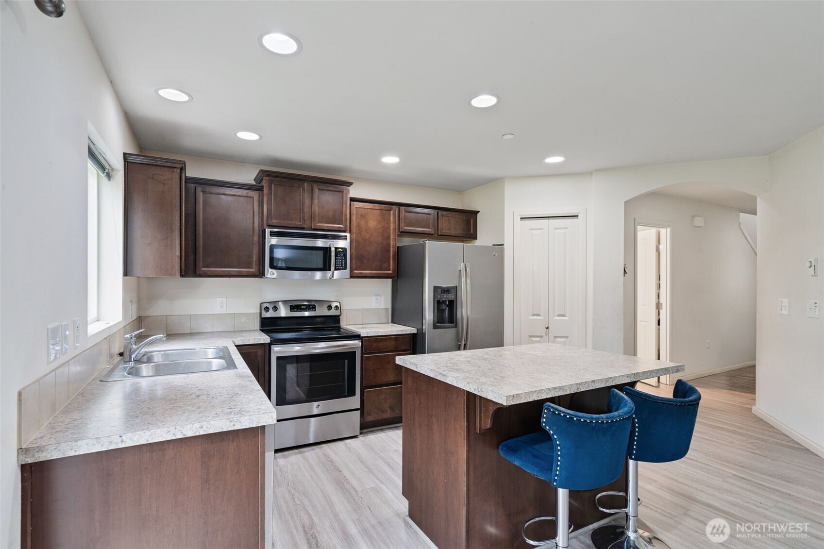 7637 Brianna Court SE, Olympia, WA 98513