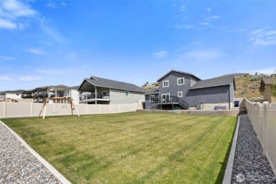 2436 Berkley Loop , East Wenatchee, WA 98802 - Photo 32