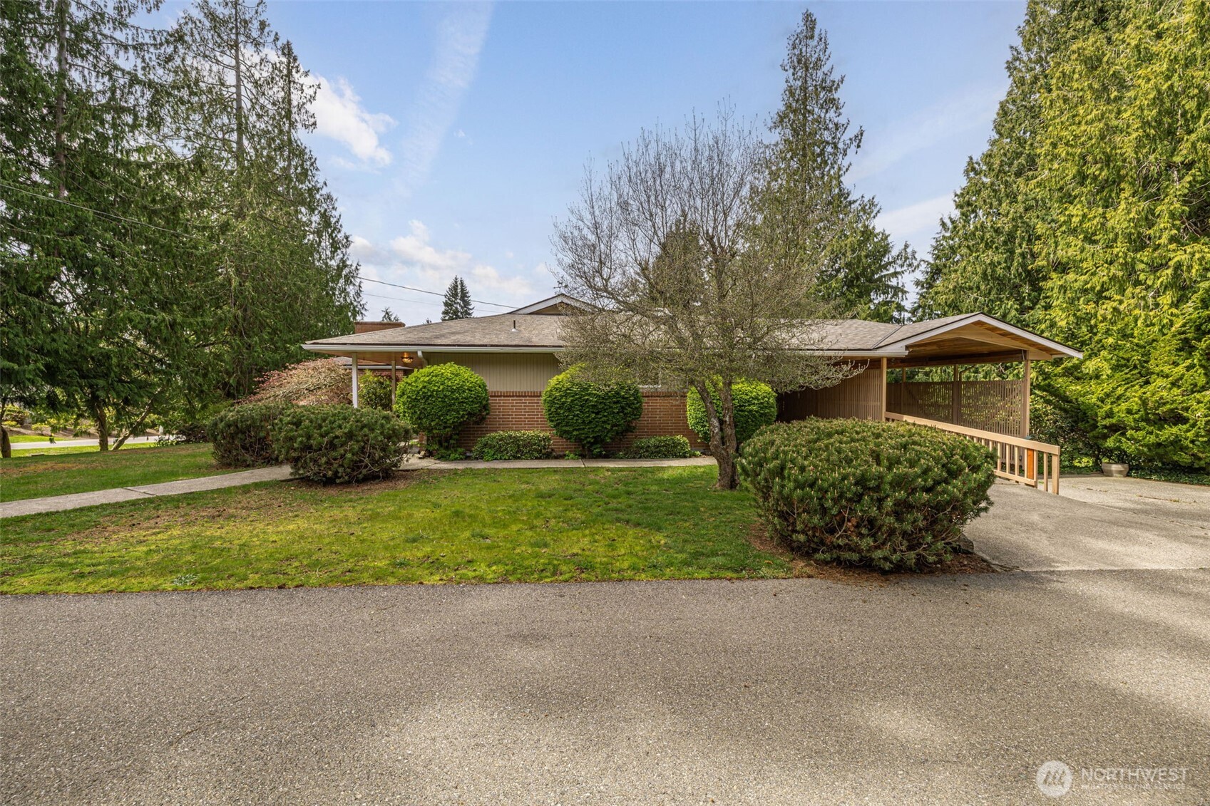8957 188th Street SW, Edmonds, WA 98026