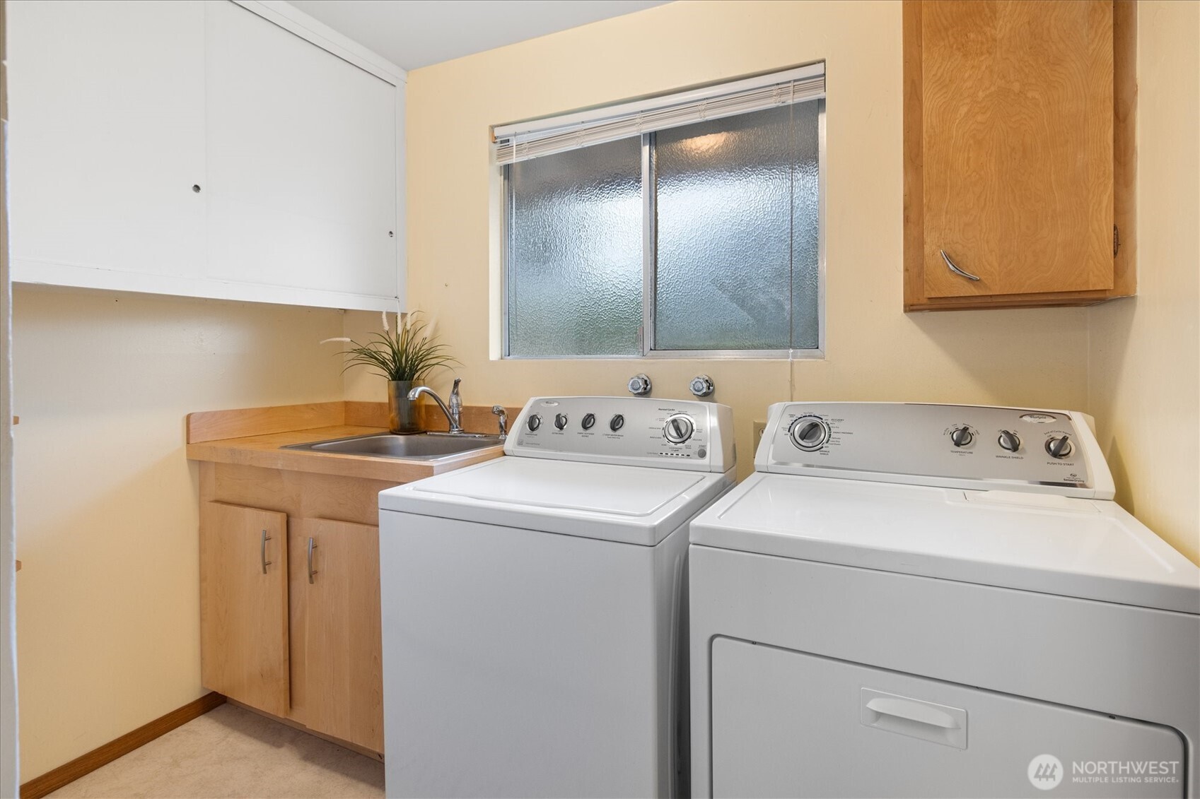 8948 133rd Avenue SE, Newcastle, WA 98059