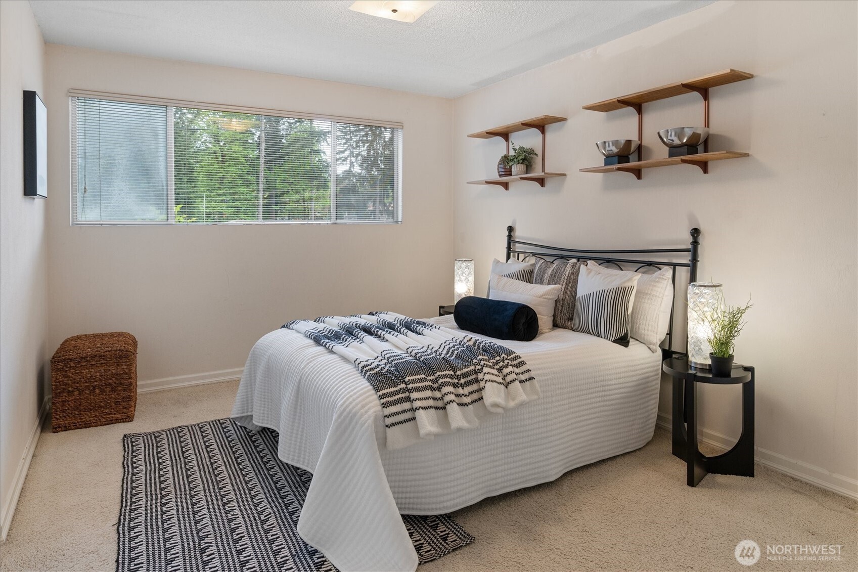 8948 133rd Avenue SE, Newcastle, WA 98059
