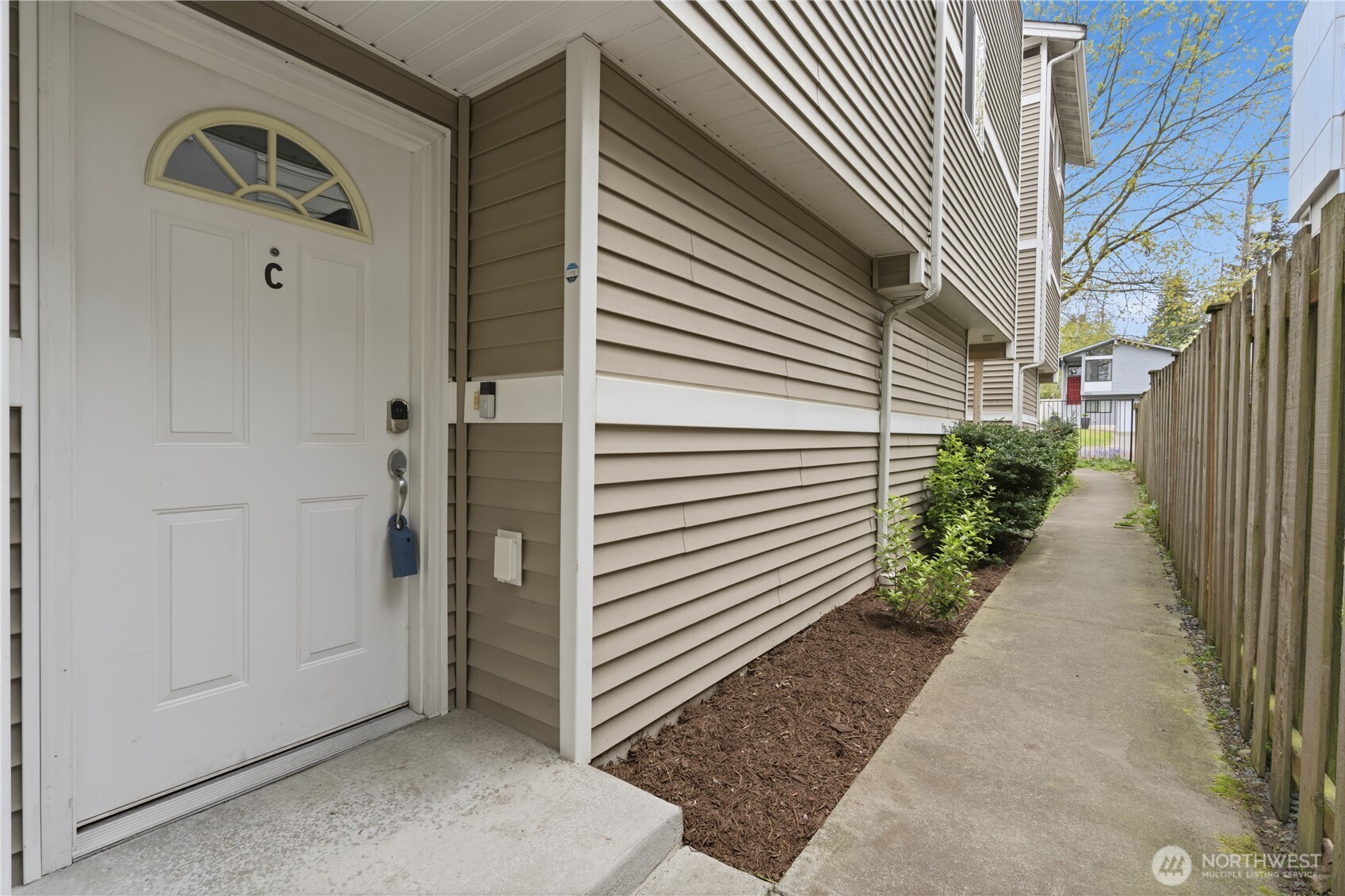 10520 Whitman Avenue N #C, Seattle, WA 98133