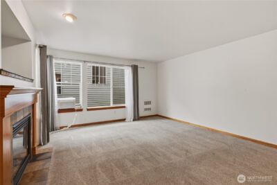 10520 Whitman Avenue N #C, Seattle, WA 98133 - Photo 3