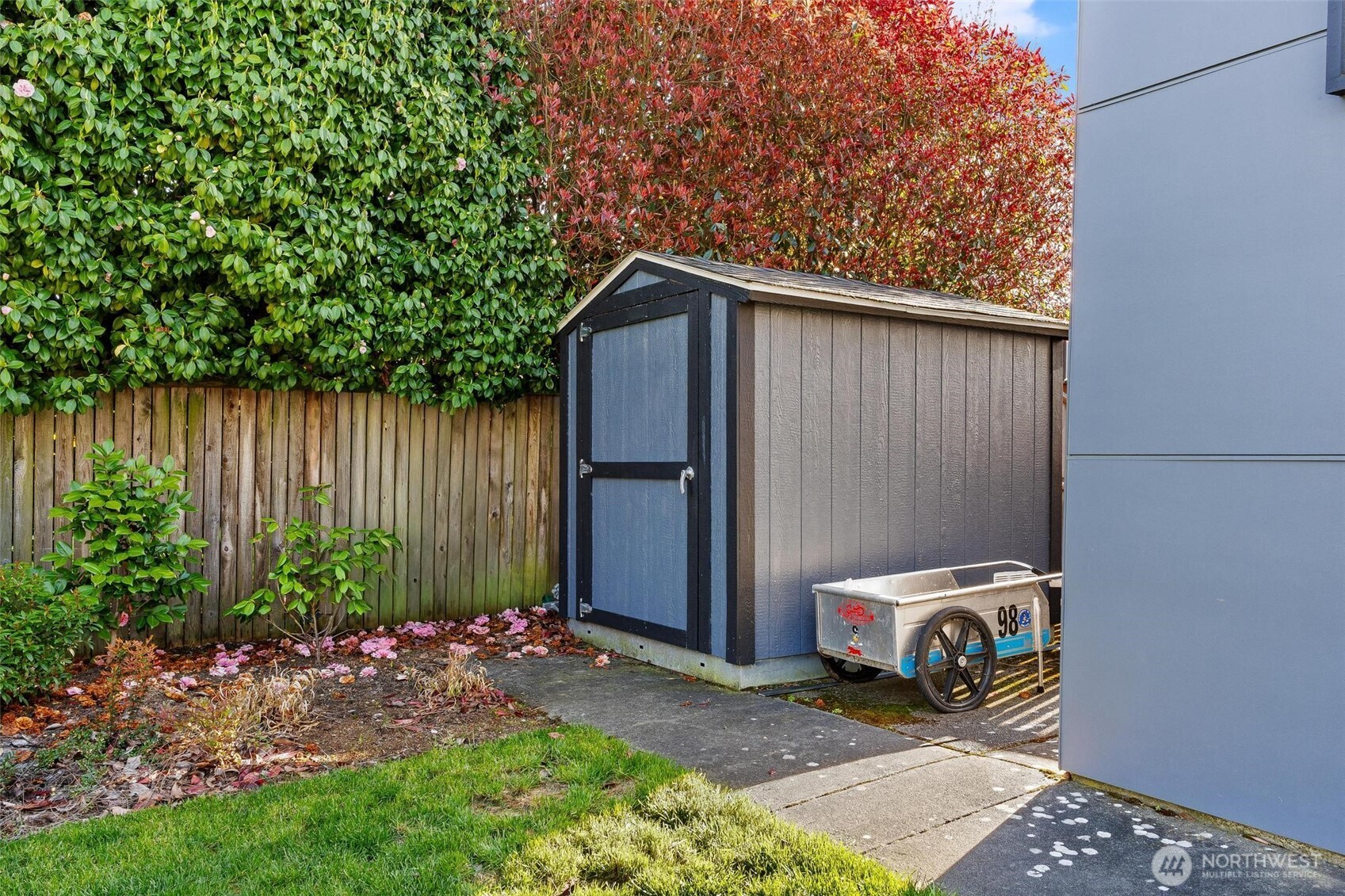10010 13th Avenue NW, Seattle, WA 98177