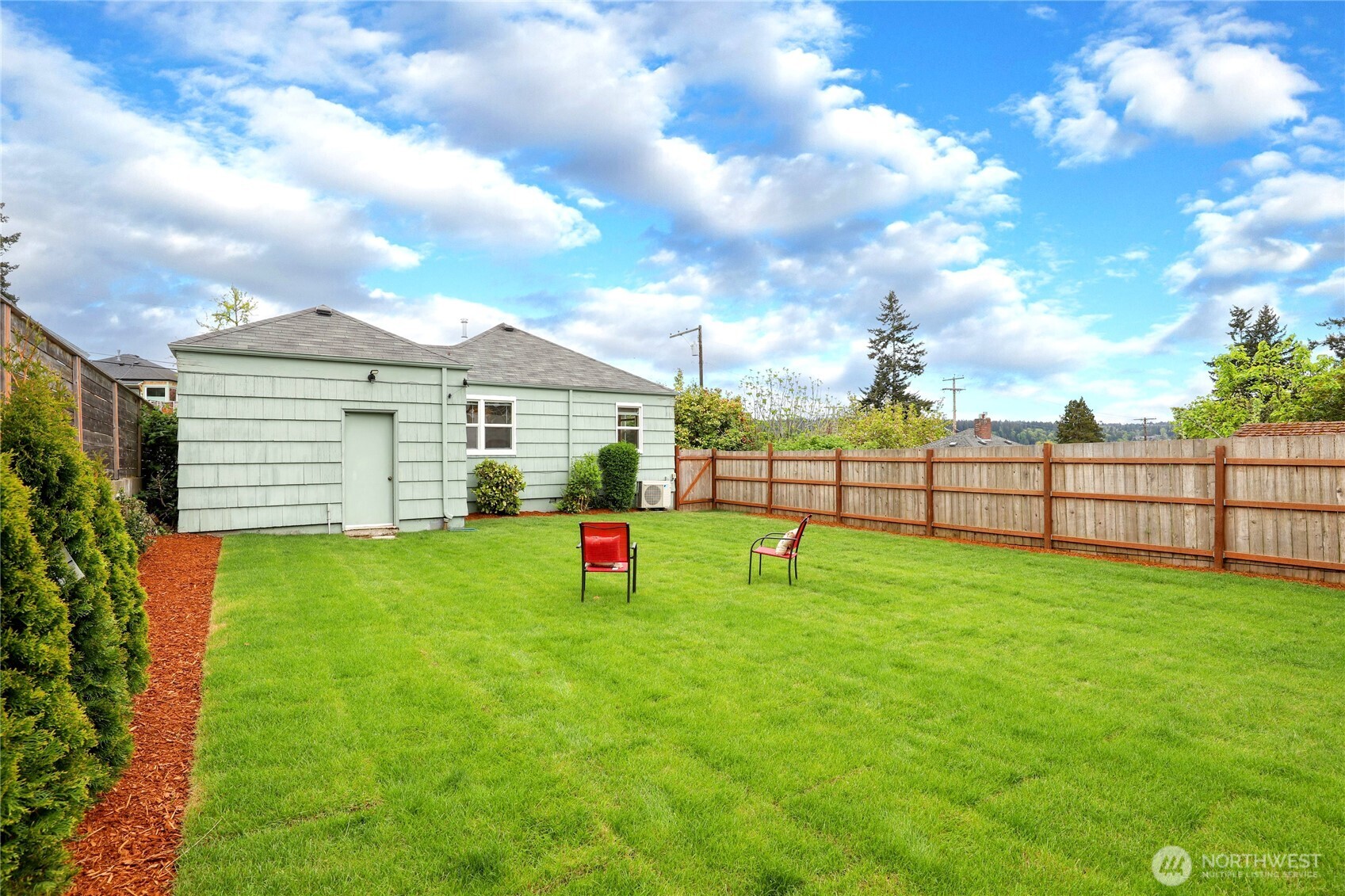 1123 Trenton Avenue , Bremerton, WA 98310