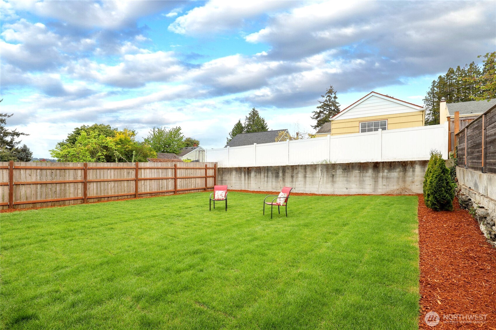 1123 Trenton Avenue , Bremerton, WA 98310