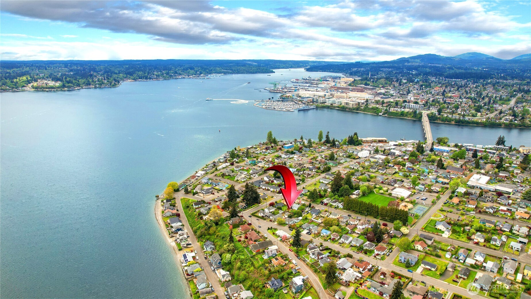 1123 Trenton Avenue , Bremerton, WA 98310