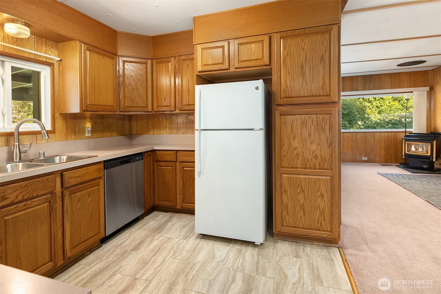 6037 NE BLAKELY Avenue , Bainbridge Island, WA 98110