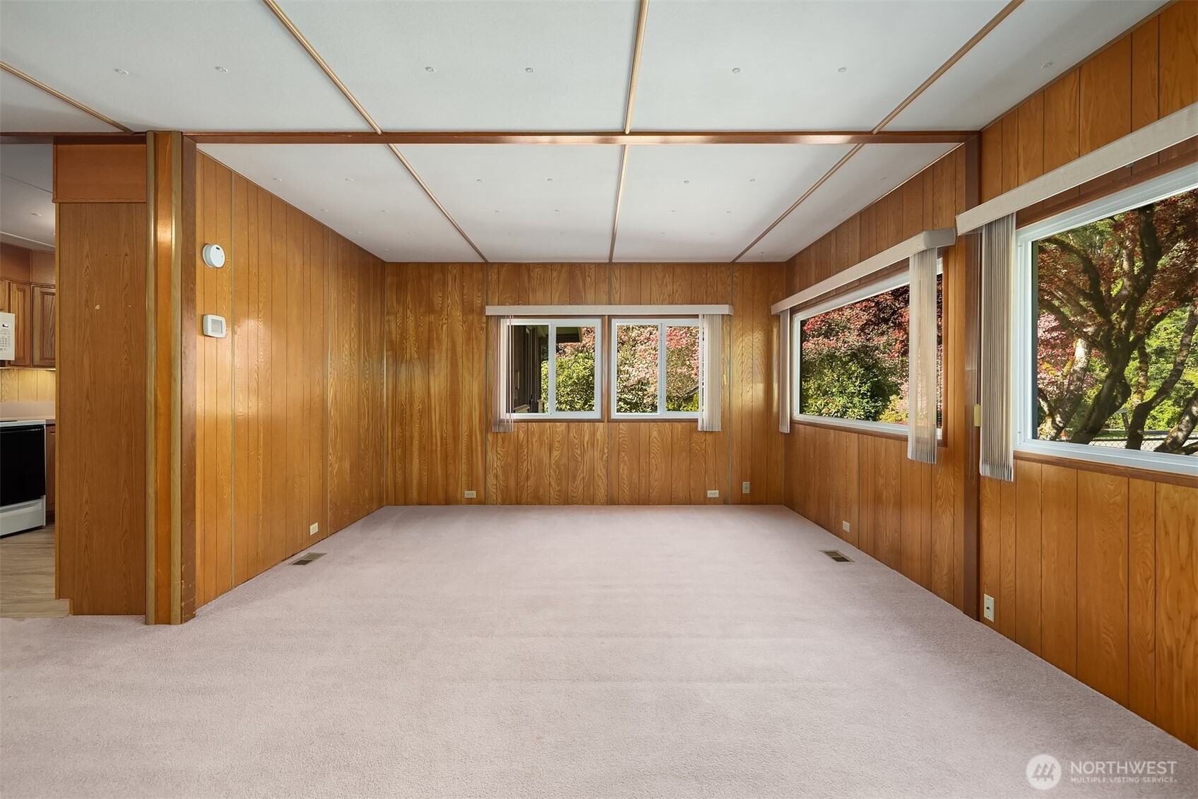 6037 NE BLAKELY Avenue , Bainbridge Island, WA 98110