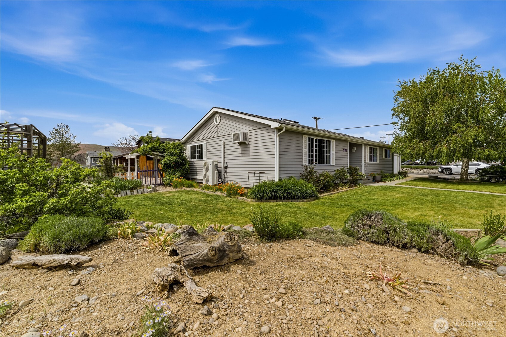 291 C Street SE, Ephrata, WA 98823
