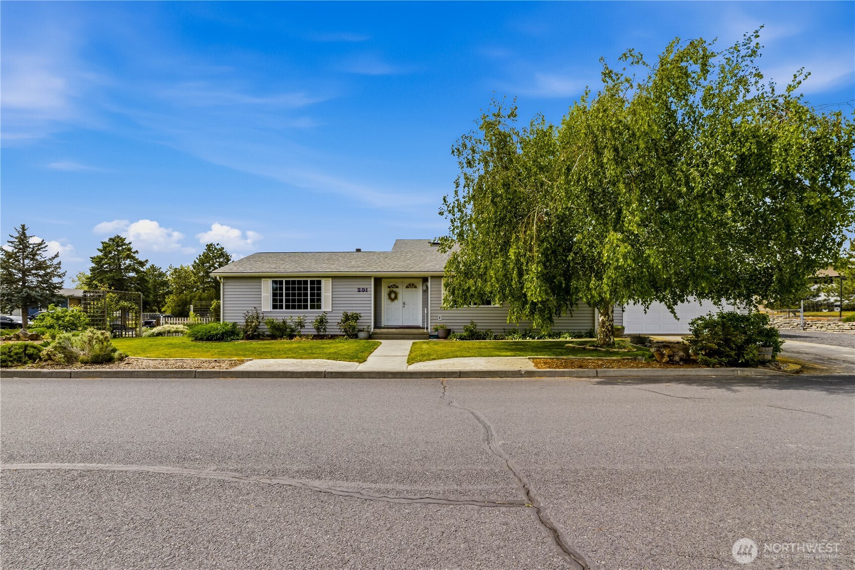 291 C Street SE, Ephrata, WA 98823