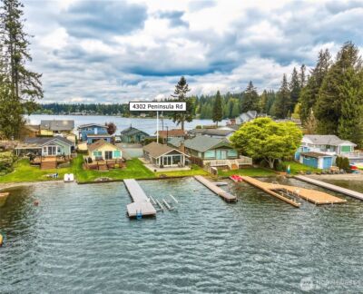4302 Peninsula Road , Stanwood, WA 98292