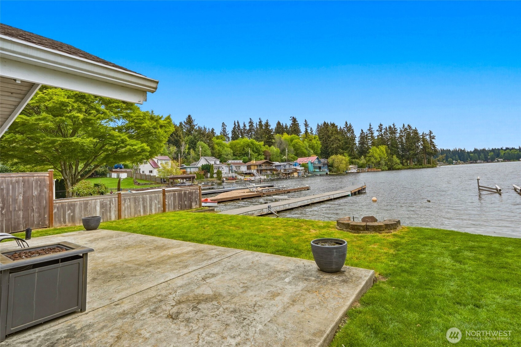 4302 Peninsula Road , Stanwood, WA 98292