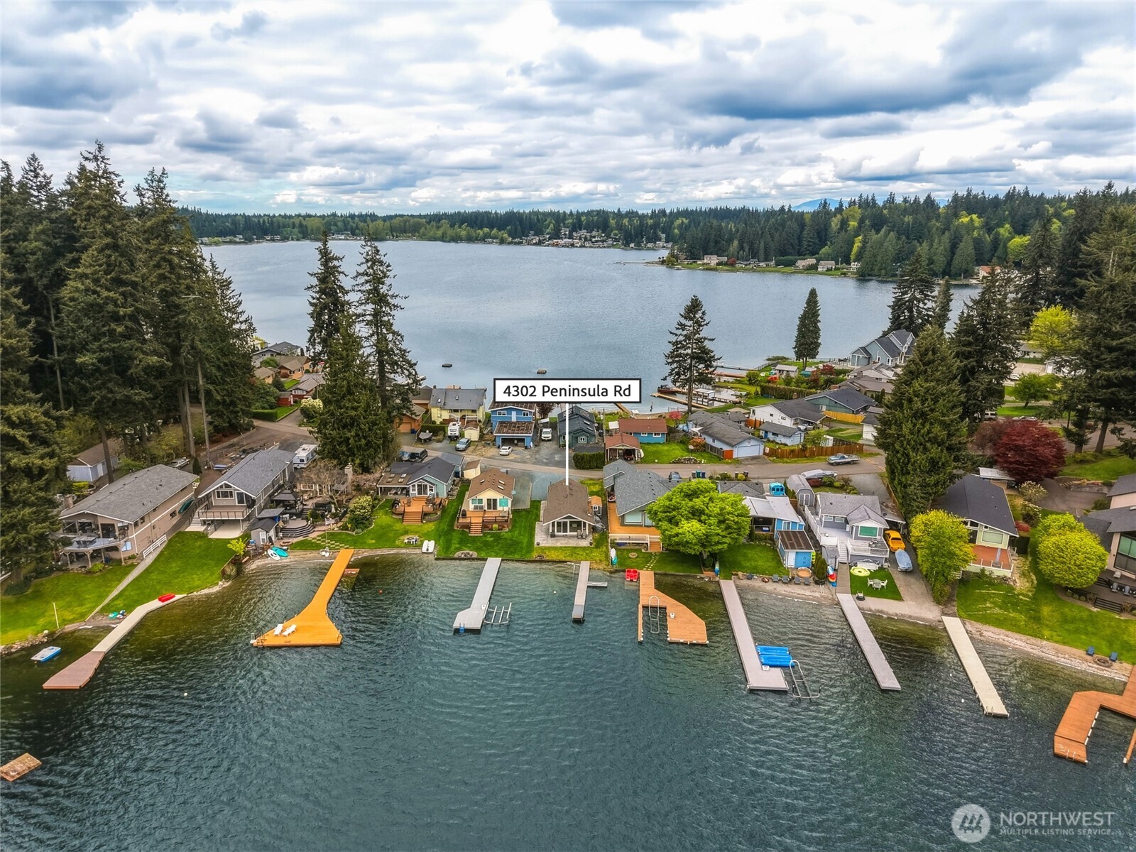 4302 Peninsula Road , Stanwood, WA 98292