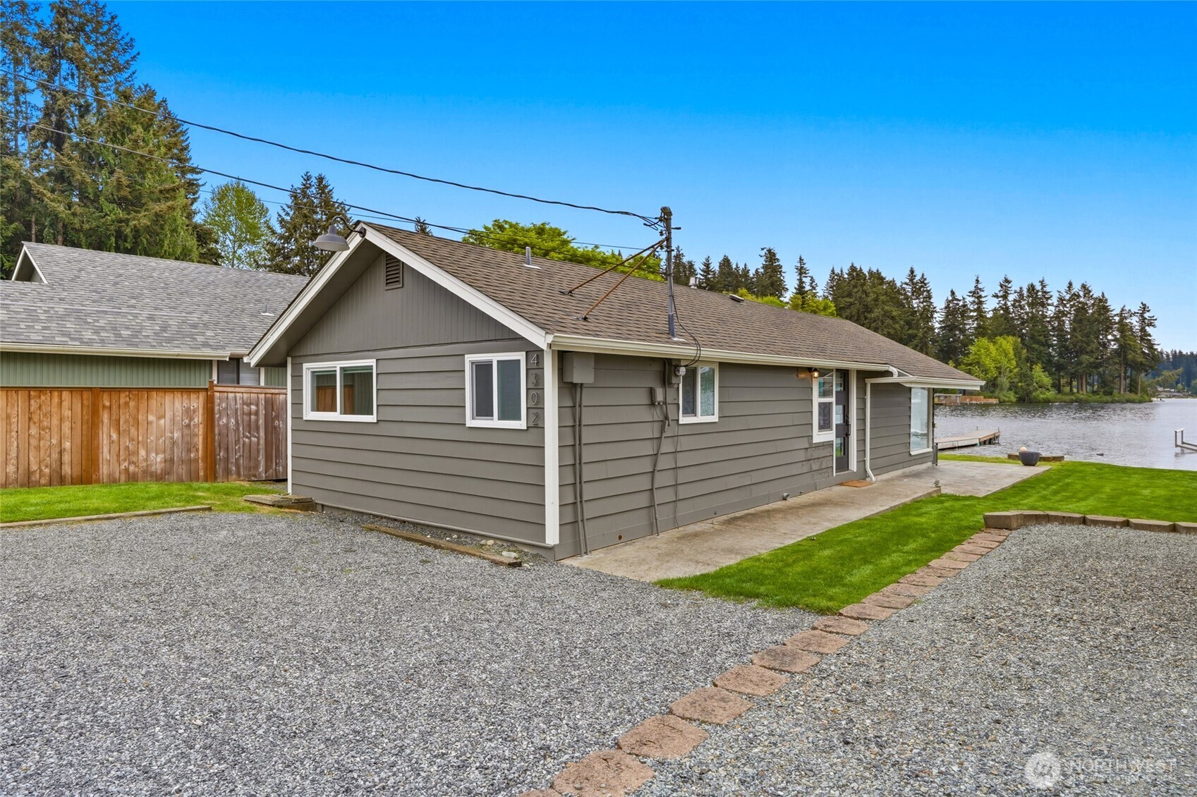 4302 Peninsula Road , Stanwood, WA 98292