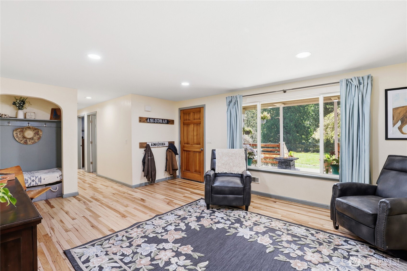 7684 Phillips Road SE, Port Orchard, WA 98367