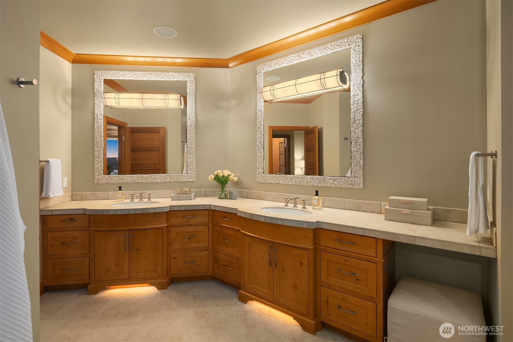 2457 204th Terrace NE, Sammamish, WA 98074